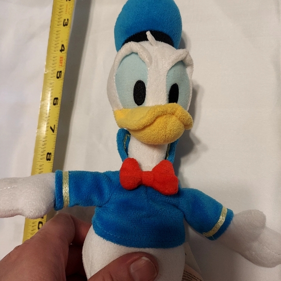 Disney Plush Donald Duck Toy. Soft. - Picture 6 of 6